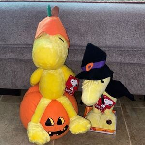 Halloween Animated Peanuts Woodstock lot of 2